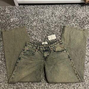 MOTEL ROCKS - low rise parallel jeans in sandy blue acid W26 L32